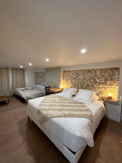 Superbe Appartement Avec Spa Privatif Vincelles  Εξωτερικό φωτογραφία
