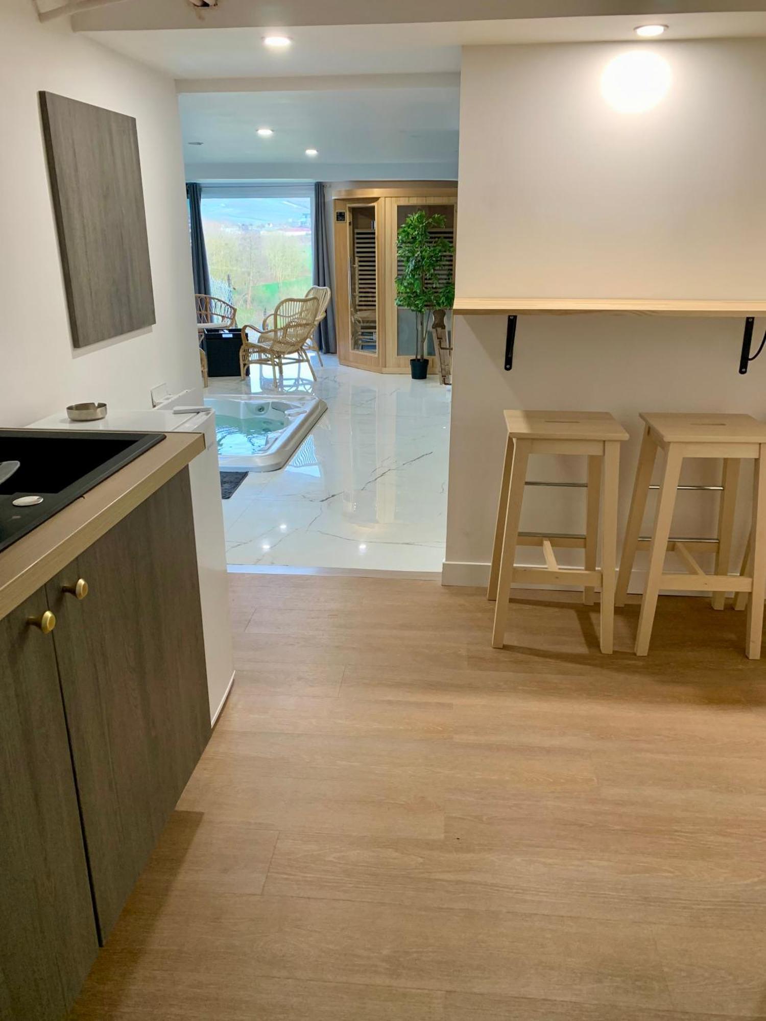 Superbe Appartement Avec Spa Privatif Vincelles  Εξωτερικό φωτογραφία