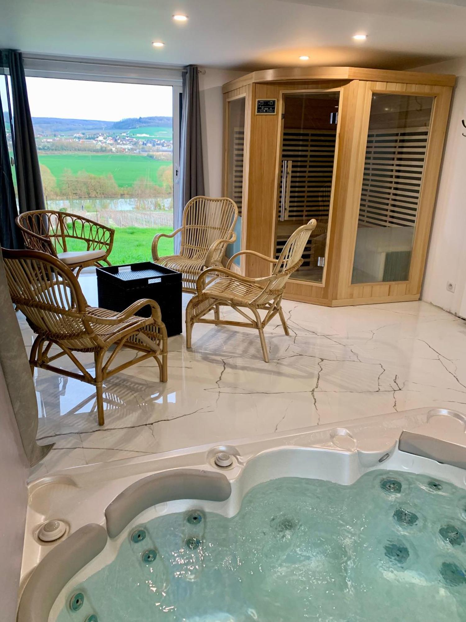 Superbe Appartement Avec Spa Privatif Vincelles  Εξωτερικό φωτογραφία